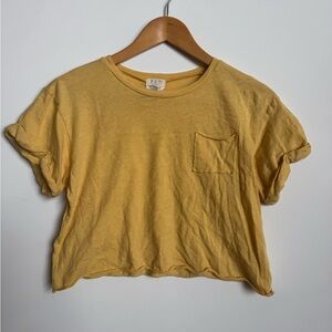 Casual Yellow Cropped Tee